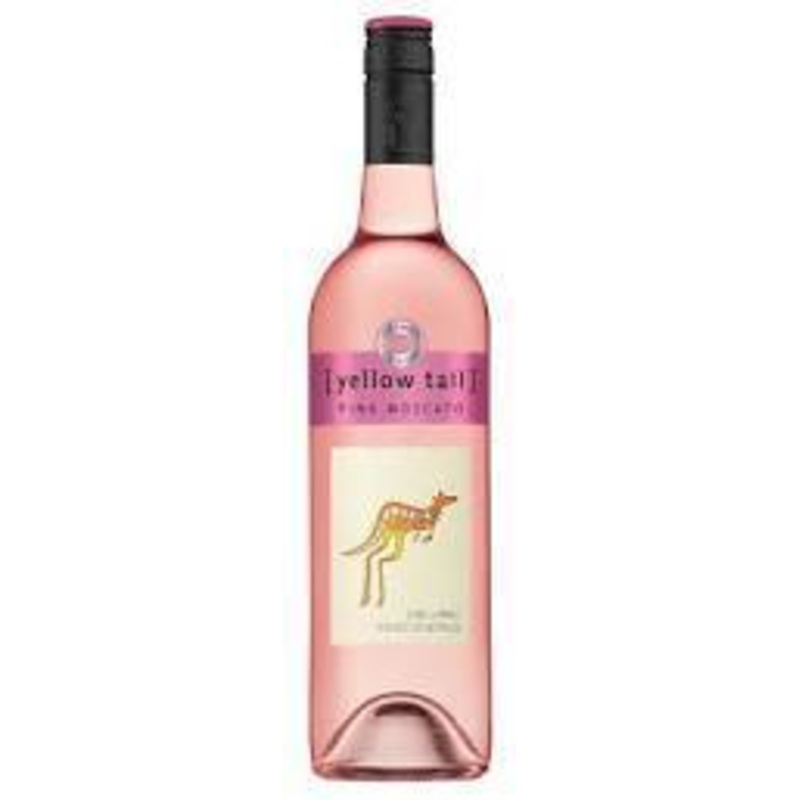 Yellow Tail Moscato 750ml